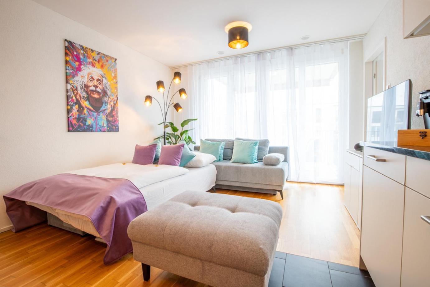 Special Einstein II Apartment Basel, Messe Kleinbasel 10-Star Екстериор снимка